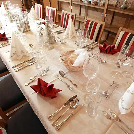 贝赫维尔特酒店