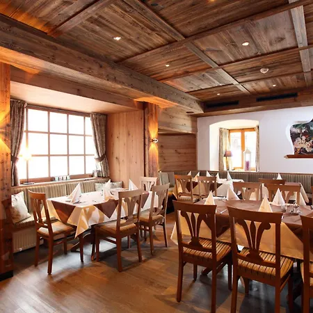 贝赫维尔特酒店